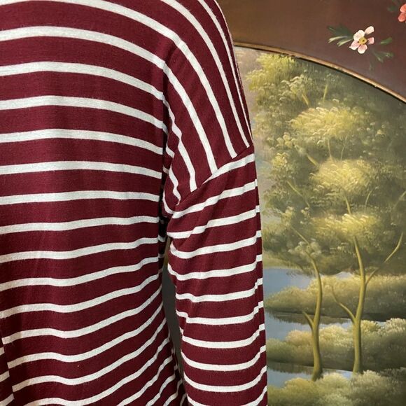 Free Faith Burgundy with White Stripes Size Small SUPER SOFT - Picture 2 of 5